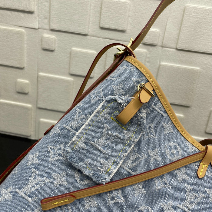 Louis Vuitton CarryAll PM M11462