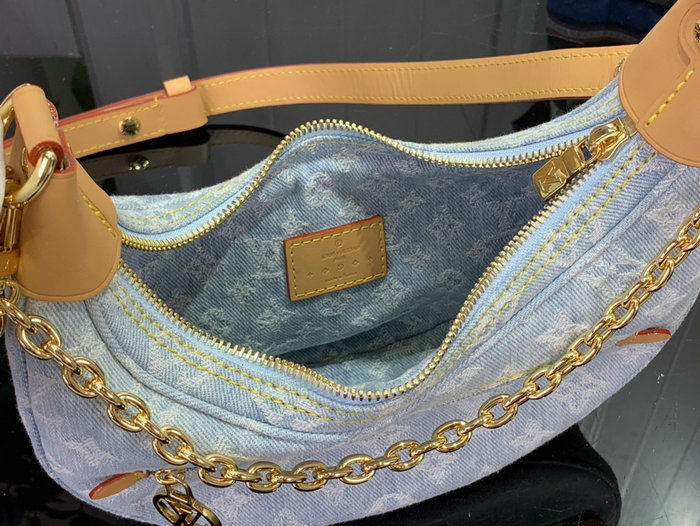 Louis Vuitton Loop M24846