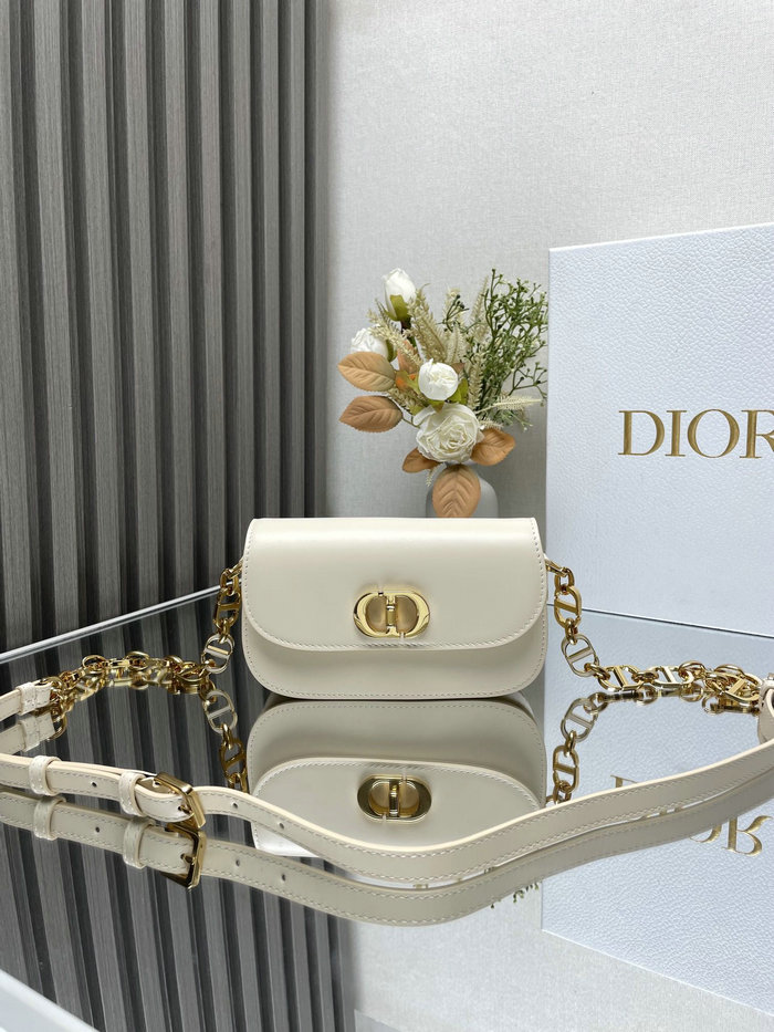 Dior Small 30 Montaigne Avenue Bag D9017 White