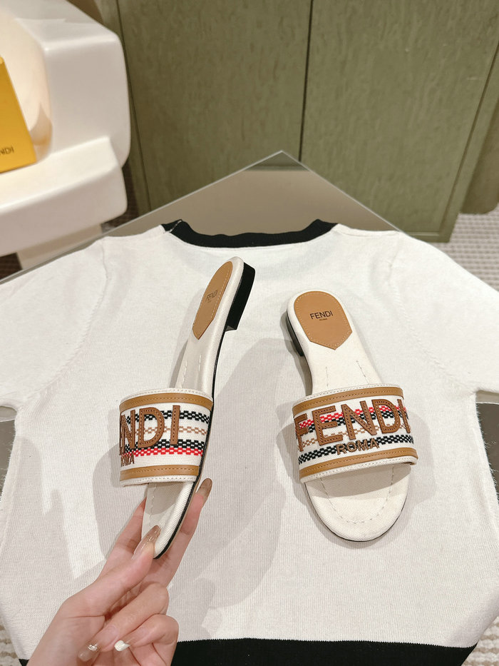 Fendi Sandals SFS60905