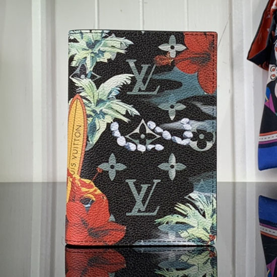 Louis Vuitton Passport Cover M83479 Black