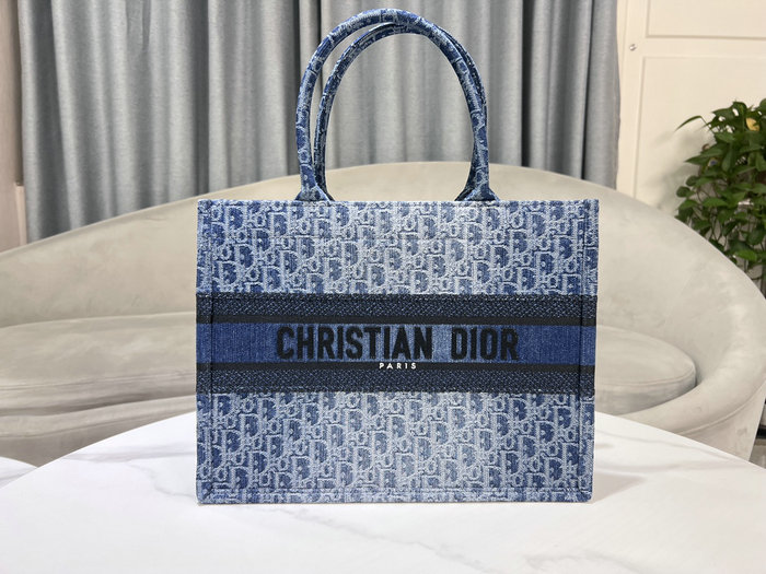 Medium Dior Book Tote Blue M1286