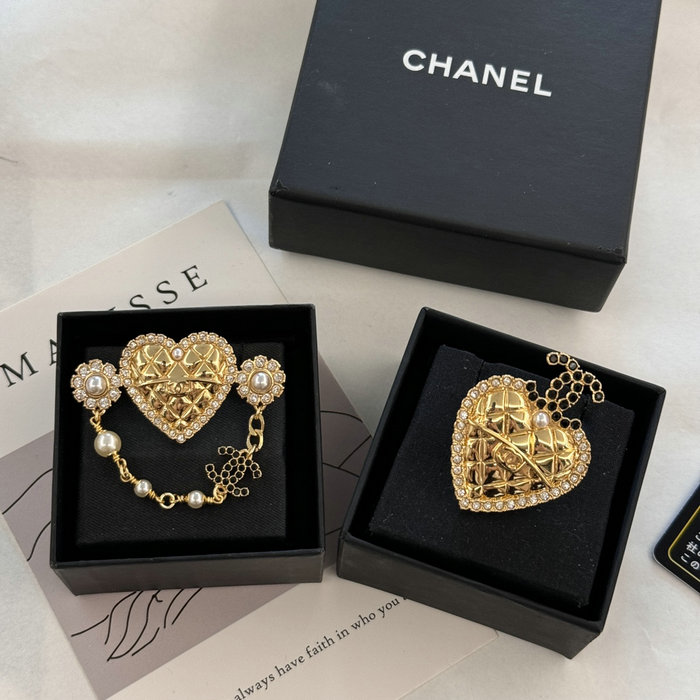 Chanel Brooch CB62601