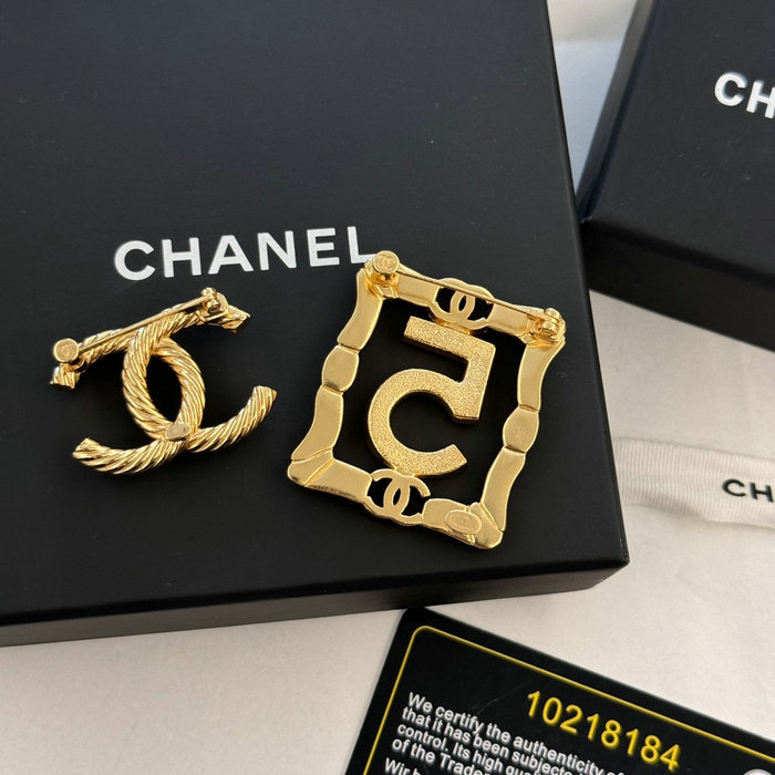 Chanel Brooch CB62602