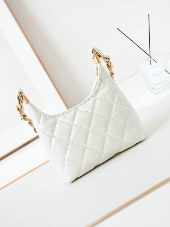 Chanel Small Hobo Bag AS4922 White