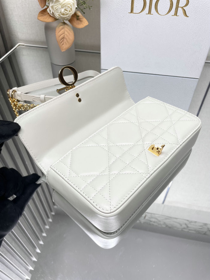 Dior Miss Daisy Mini Bag D3300 White