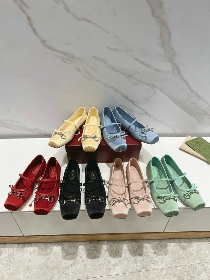 Gucci Flats SGF62801