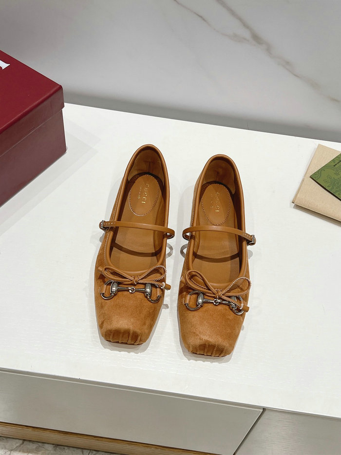 Gucci Flats SGF62802