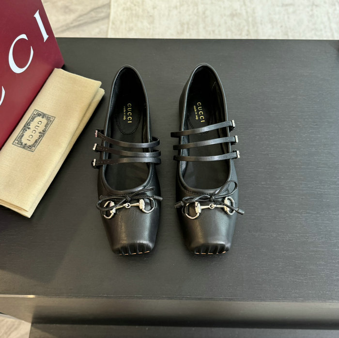 Gucci Flats SGF62803