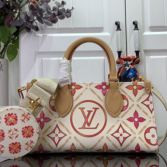 Louis Vuitton OnTheGo East West M25318