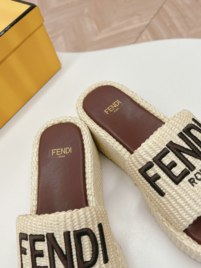 Fendi Wedge Sandals SFS70903