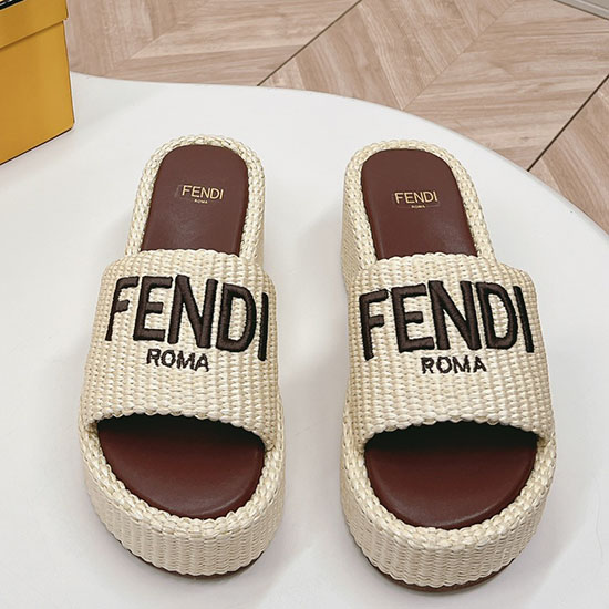 Fendi Wedge Sandals SFS70903
