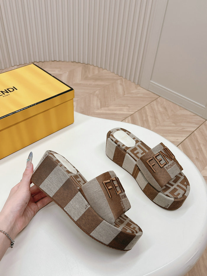 Fendi Wedge Sandals SFS70906