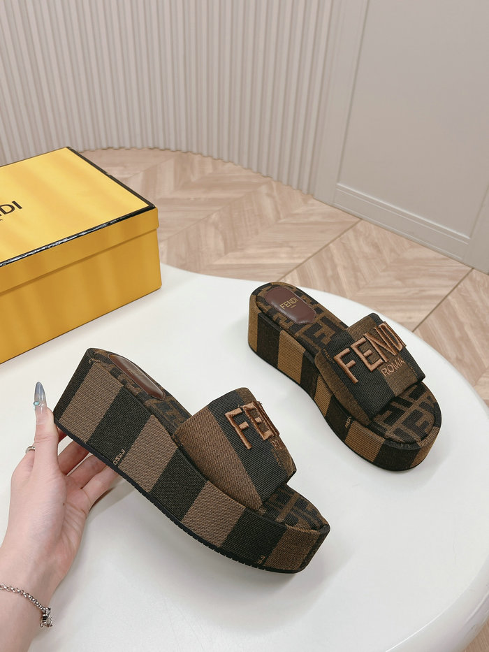 Fendi Wedge Sandals SFS70909