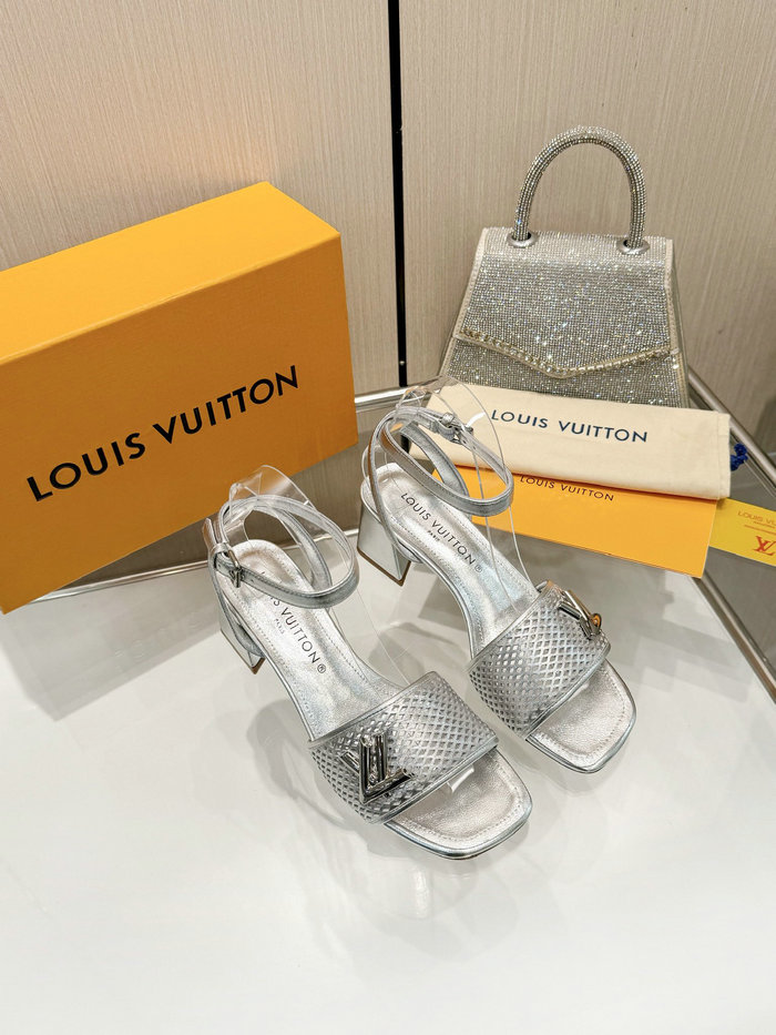 Louis Vuitton Shake Sandals SLS71002