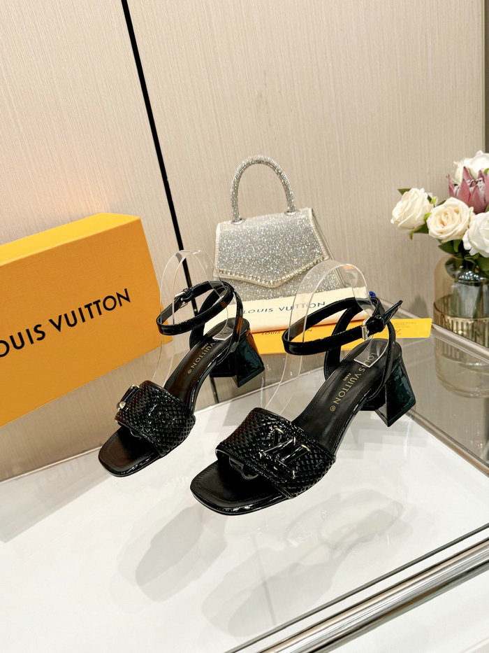 Louis Vuitton Shake Sandals SLS71003