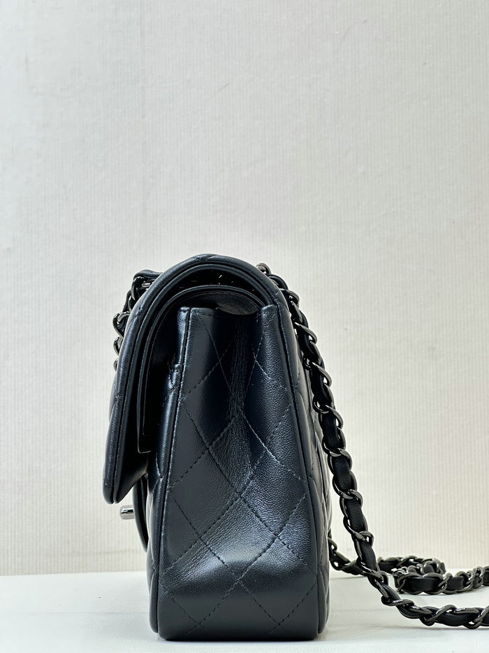 Medium Chanel Lambskin Flap Bag A01112 Black