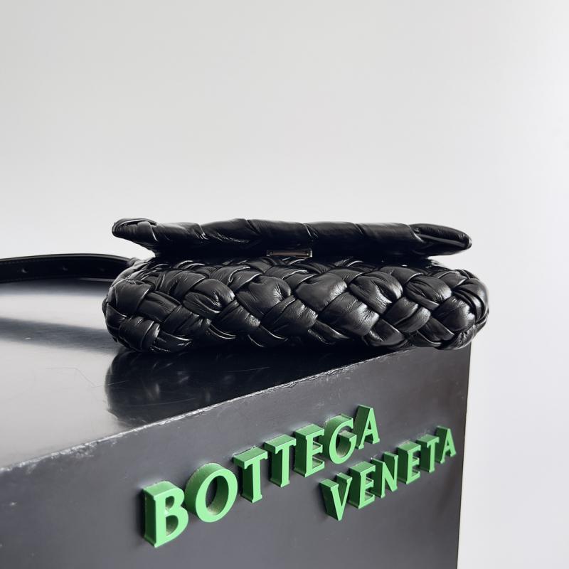 Bottega Veneta Small Rumple Messenger 787113 Black