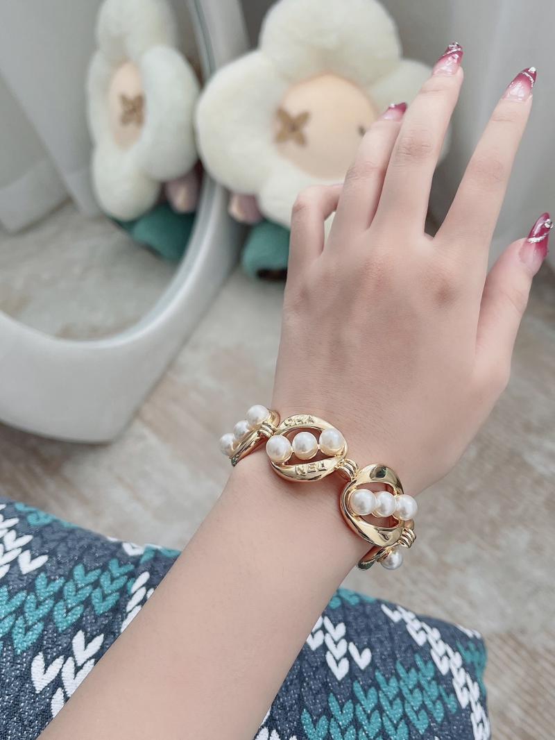 Chanel Bracelet CBR72807