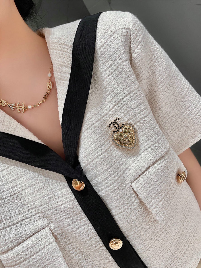 Chanel Brooch CB71602