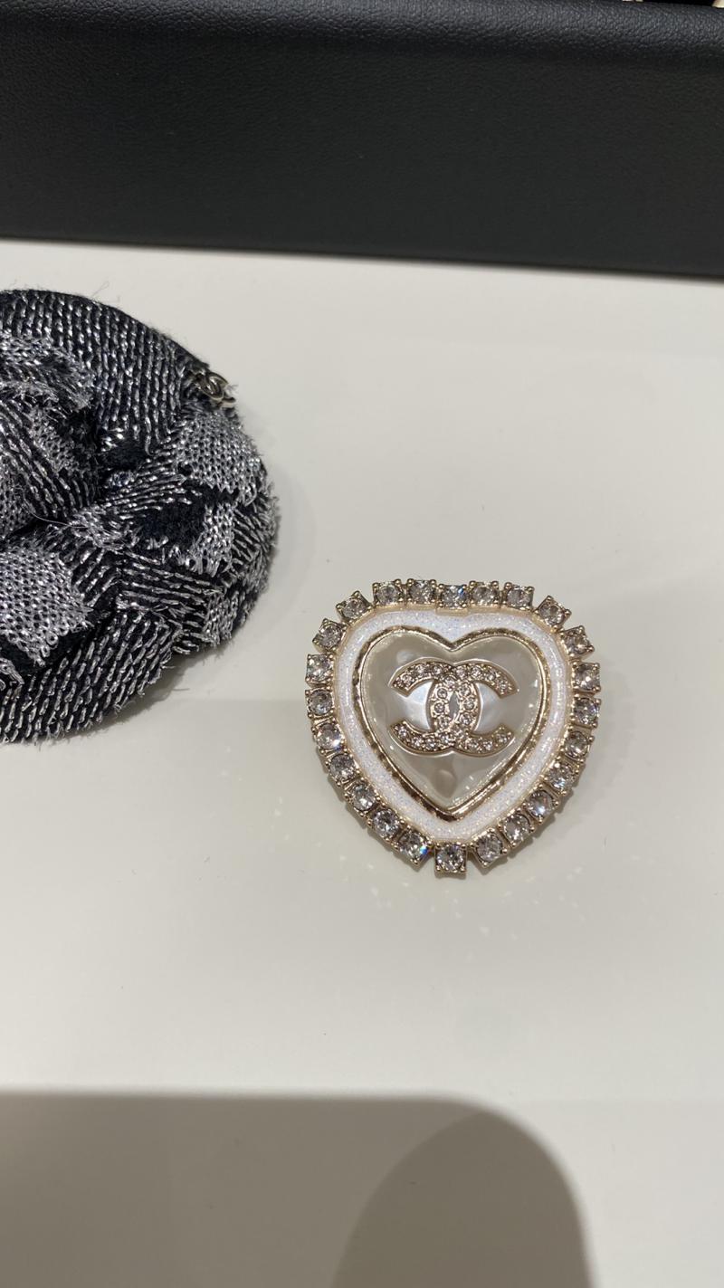 Chanel Brooch CB72804