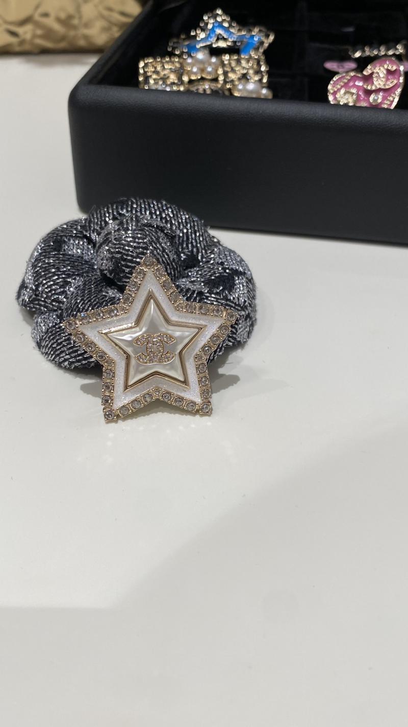 Chanel Brooch CB72804