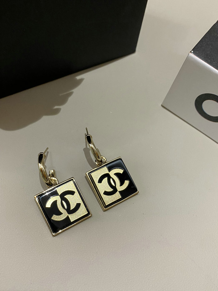 Chanel Earrings CE71806