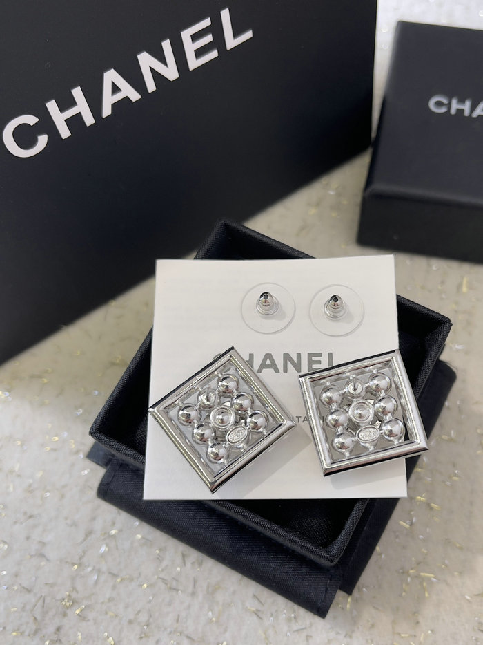 Chanel Earrings CE71813