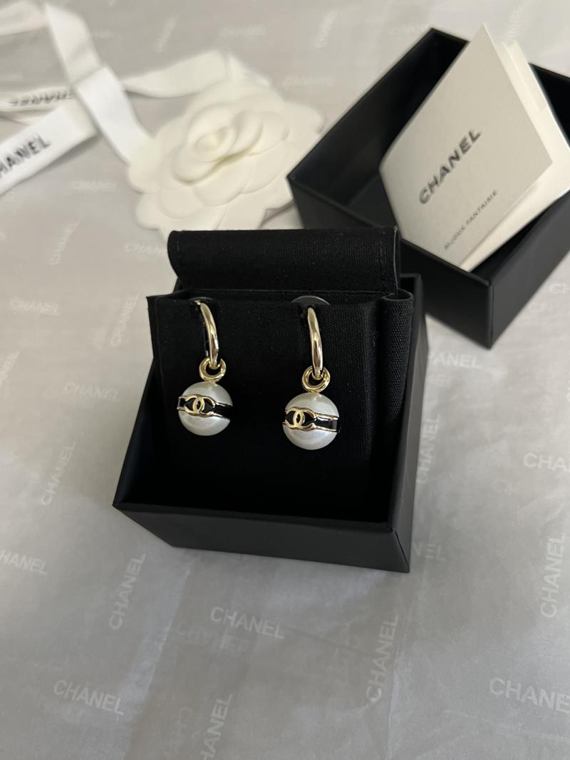 Chanel Earrings CE72805