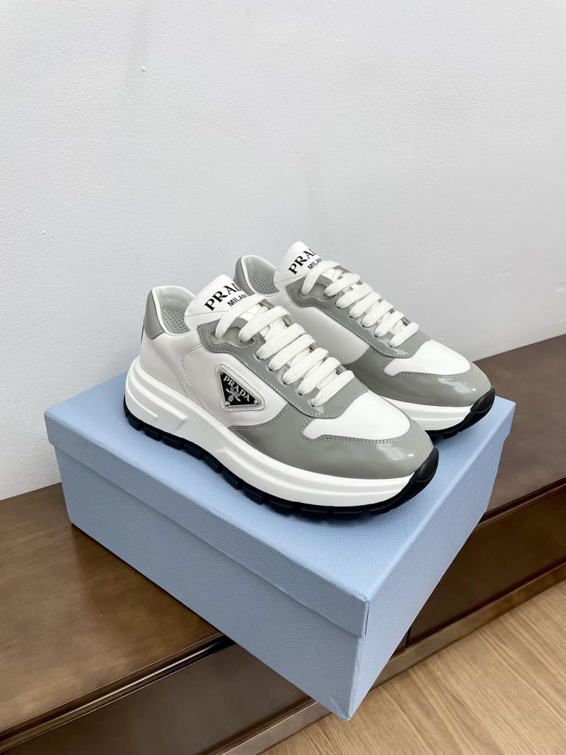 Prada Sneakers SPS72204