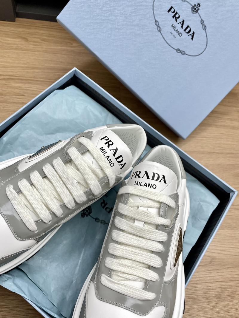 Prada Sneakers SPS72204