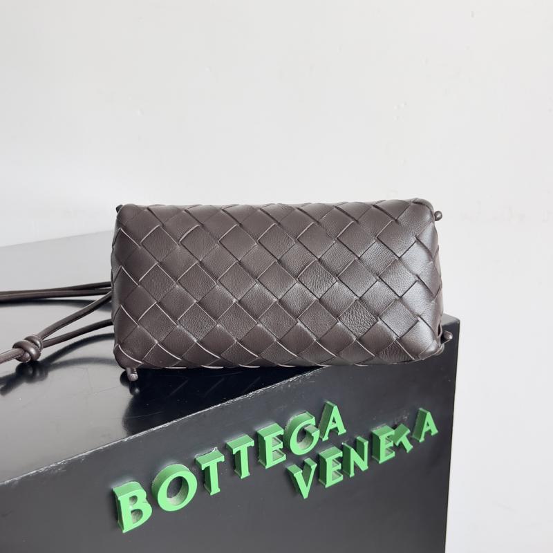 Bottega Veneta Intrecciato Concert Pouch 794258 Coffee