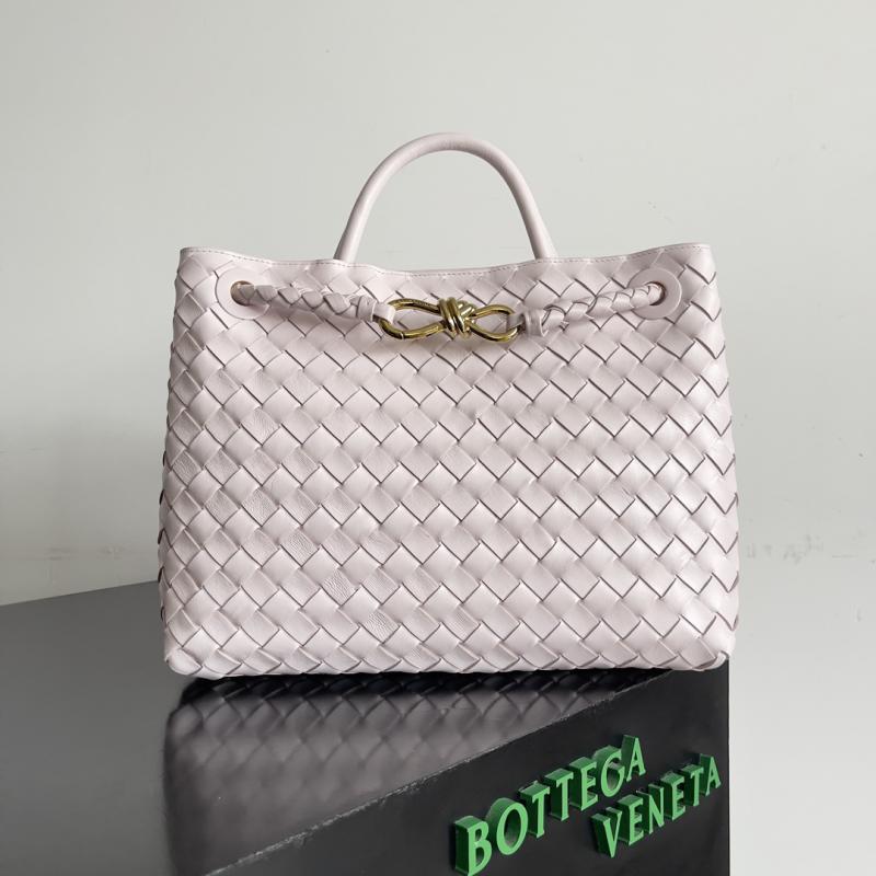 Bottega Veneta Medium Andiamo Tote Bag B743572 Pink