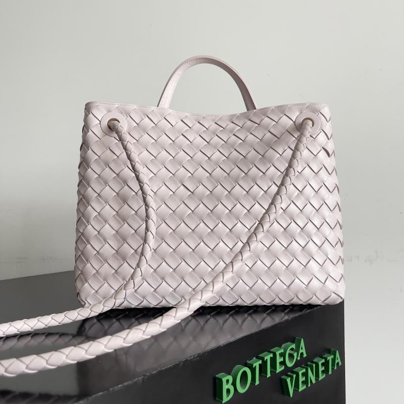 Bottega Veneta Medium Andiamo Tote Bag B743572 Pink