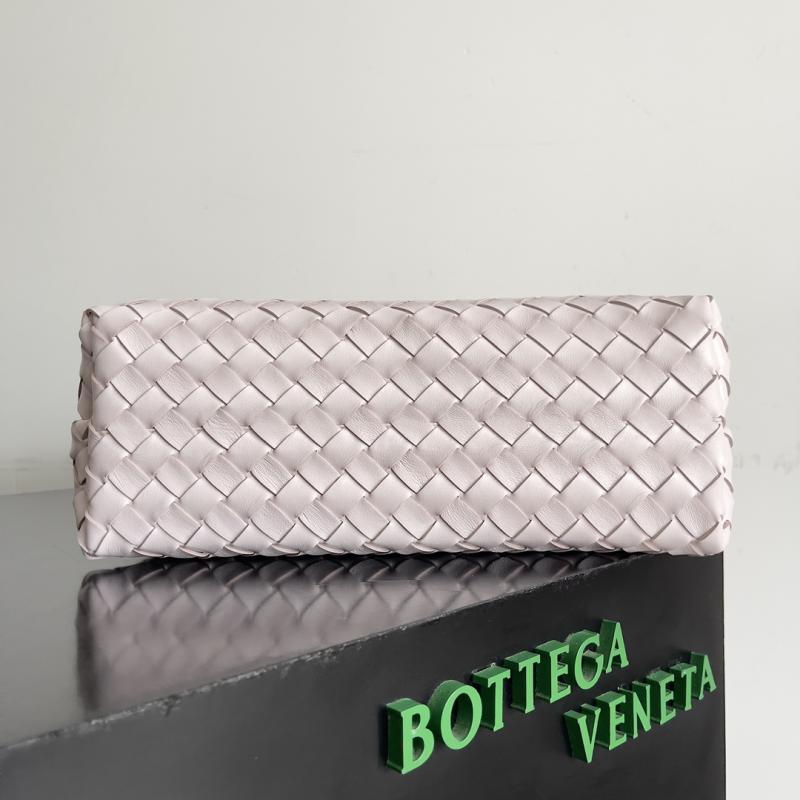 Bottega Veneta Medium Andiamo Tote Bag B743572 Pink