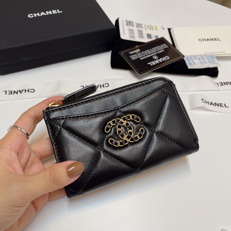 Chanel 19 Small Wallet AP0919