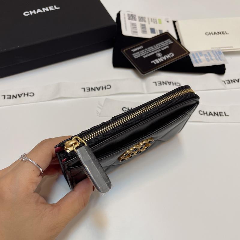 Chanel 19 Small Wallet AP0919