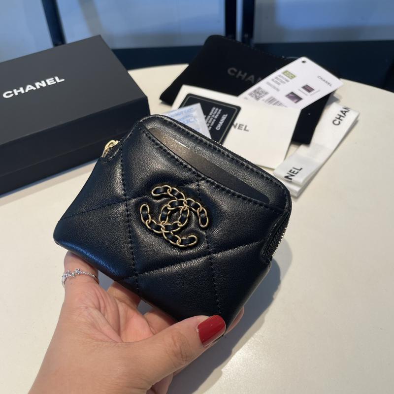 Chanel 19 Zipped Coin Purse AP2086