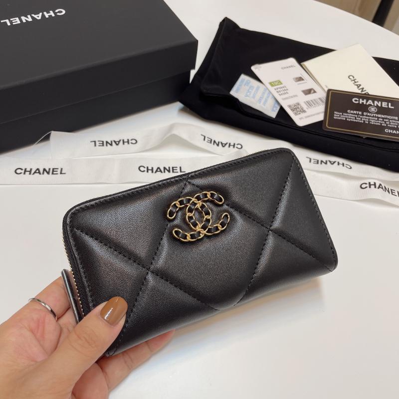 Chanel 19 Zipper Wallet AP0943