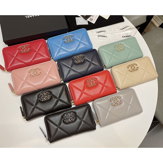 Chanel 19 Zipper Wallet AP0943