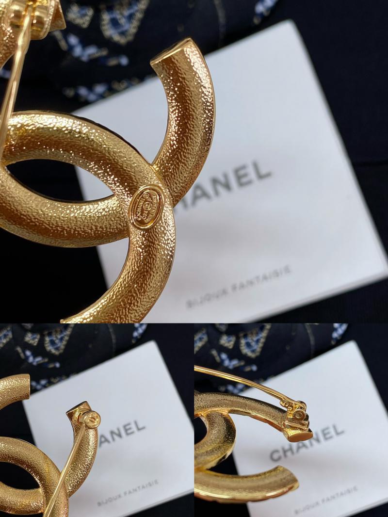 Chanel Brooch CB80101