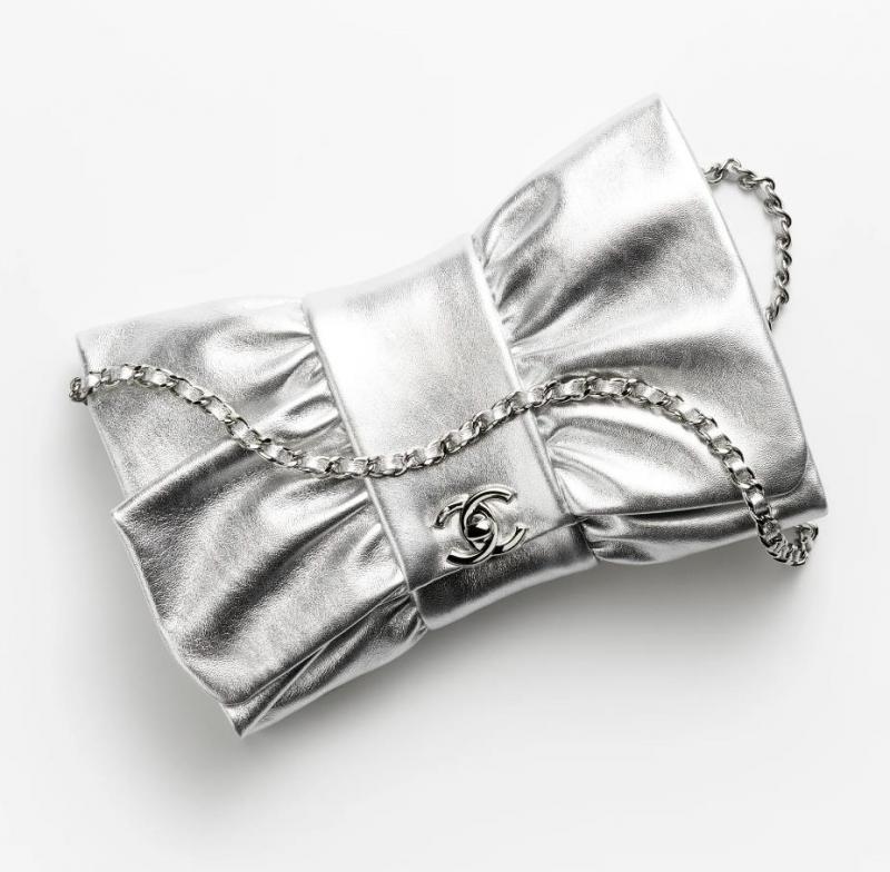 Chanel Metallic Lambskin Clutch AS5129 Silver