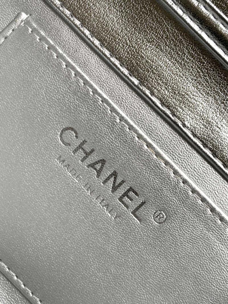 Chanel Metallic Lambskin Clutch AS5129 Silver