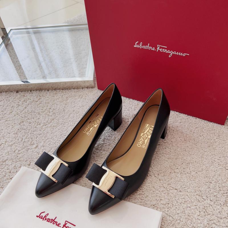 Ferragamo Pumps SFP82704