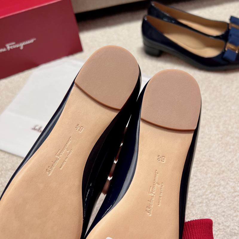 Ferragamo Pumps SFP82706