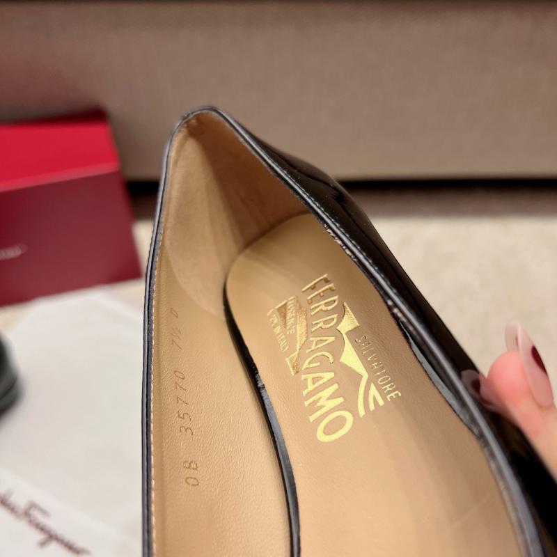 Ferragamo Pumps SFP82711