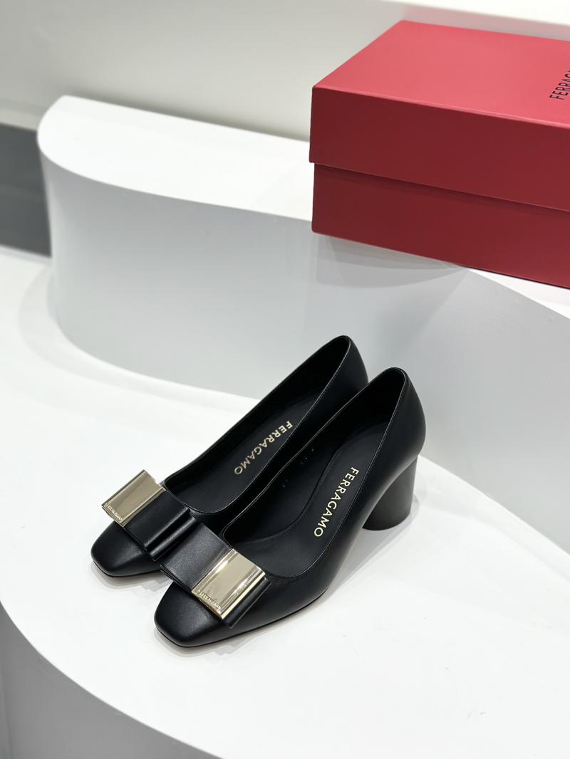 Ferragamo Pumps SFP82712