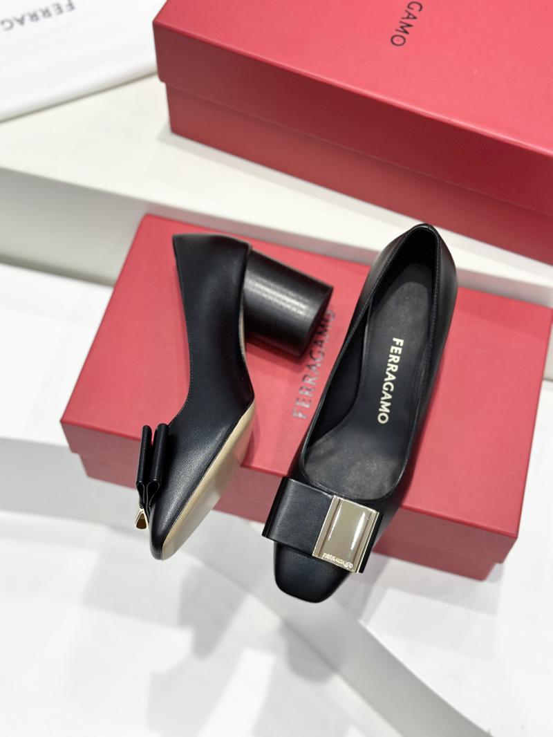 Ferragamo Pumps SFP82712