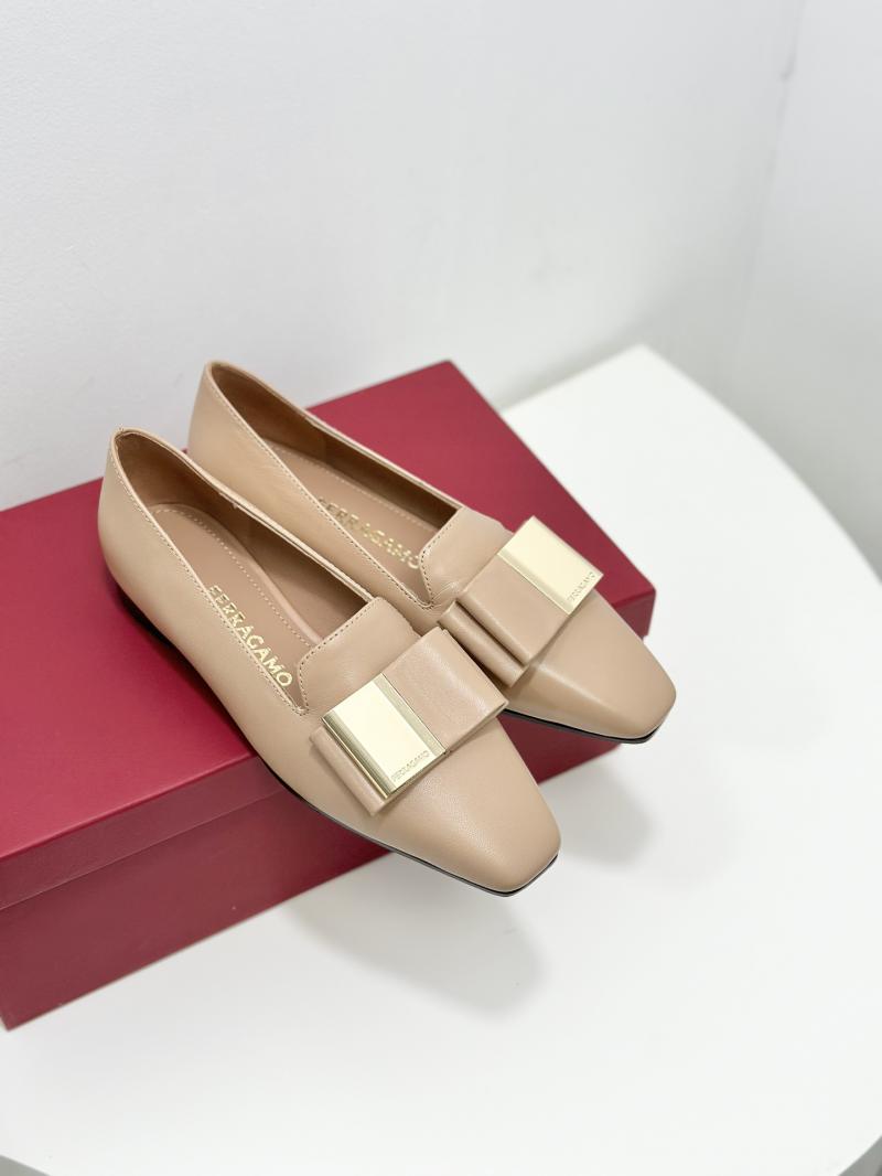 Ferragamo Pumps SFP82713