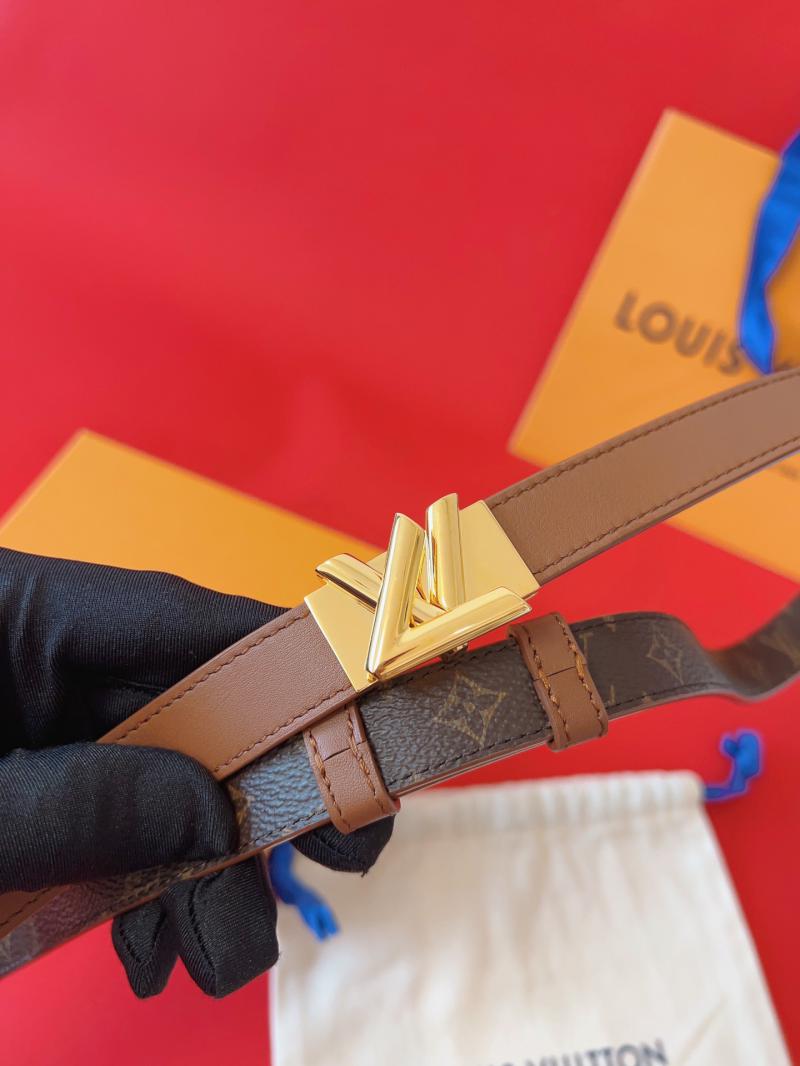 Louis Vuitton Belt M8619